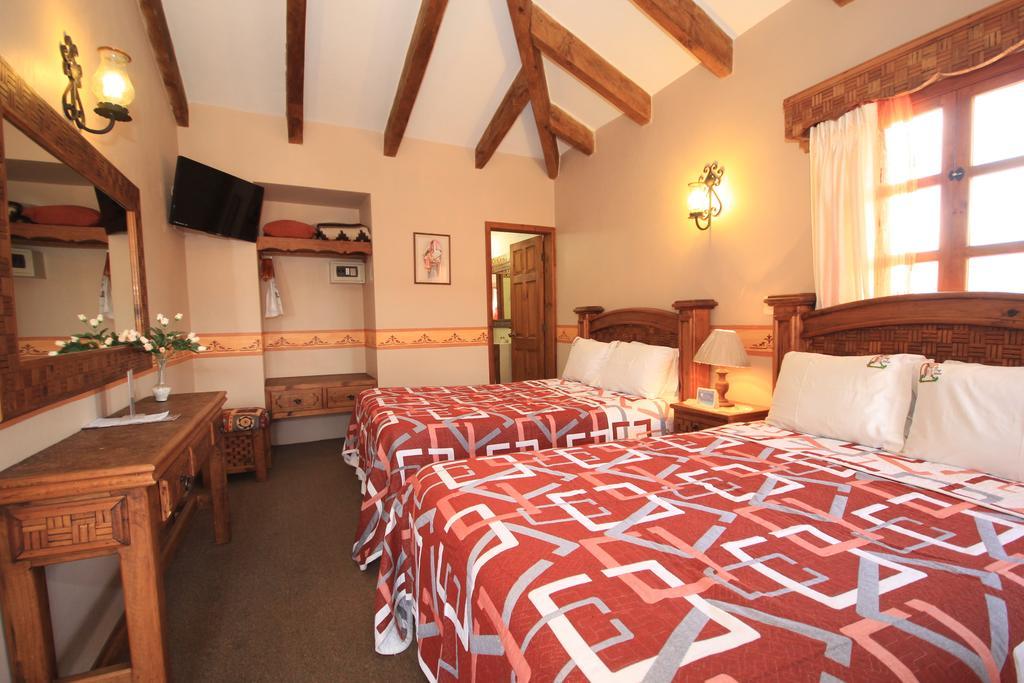 Hotel La Casa De Mama San Cristobal de las Casas Bagian luar foto