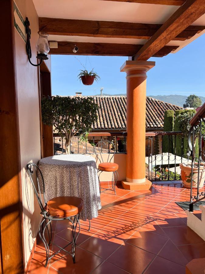 Hotel La Casa De Mama San Cristobal de las Casas Bagian luar foto