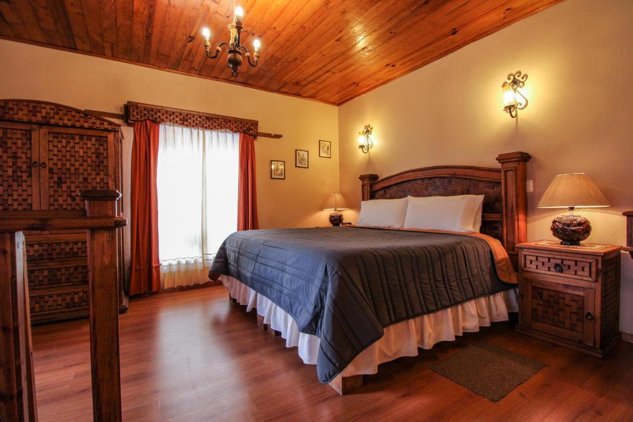 Hotel La Casa De Mama San Cristobal de las Casas Bagian luar foto