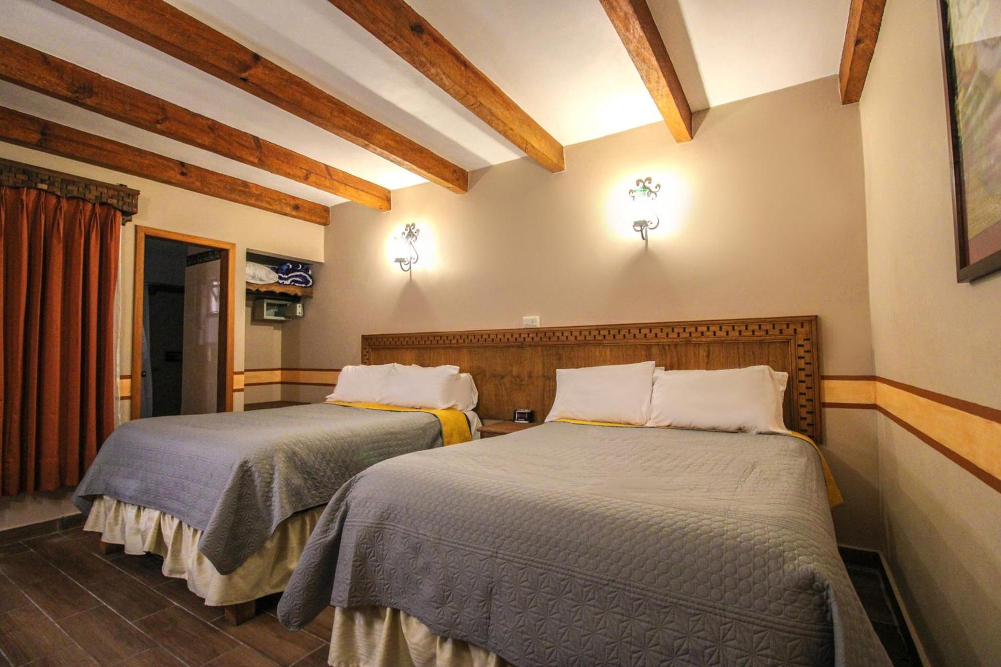 Hotel La Casa De Mama San Cristobal de las Casas Bagian luar foto